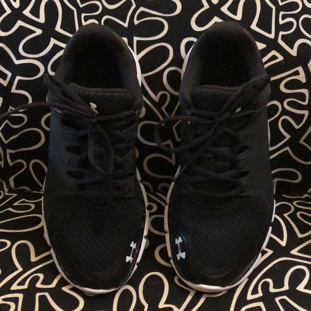 UNDER ARMOUR Micro G Black Tennis Shoes